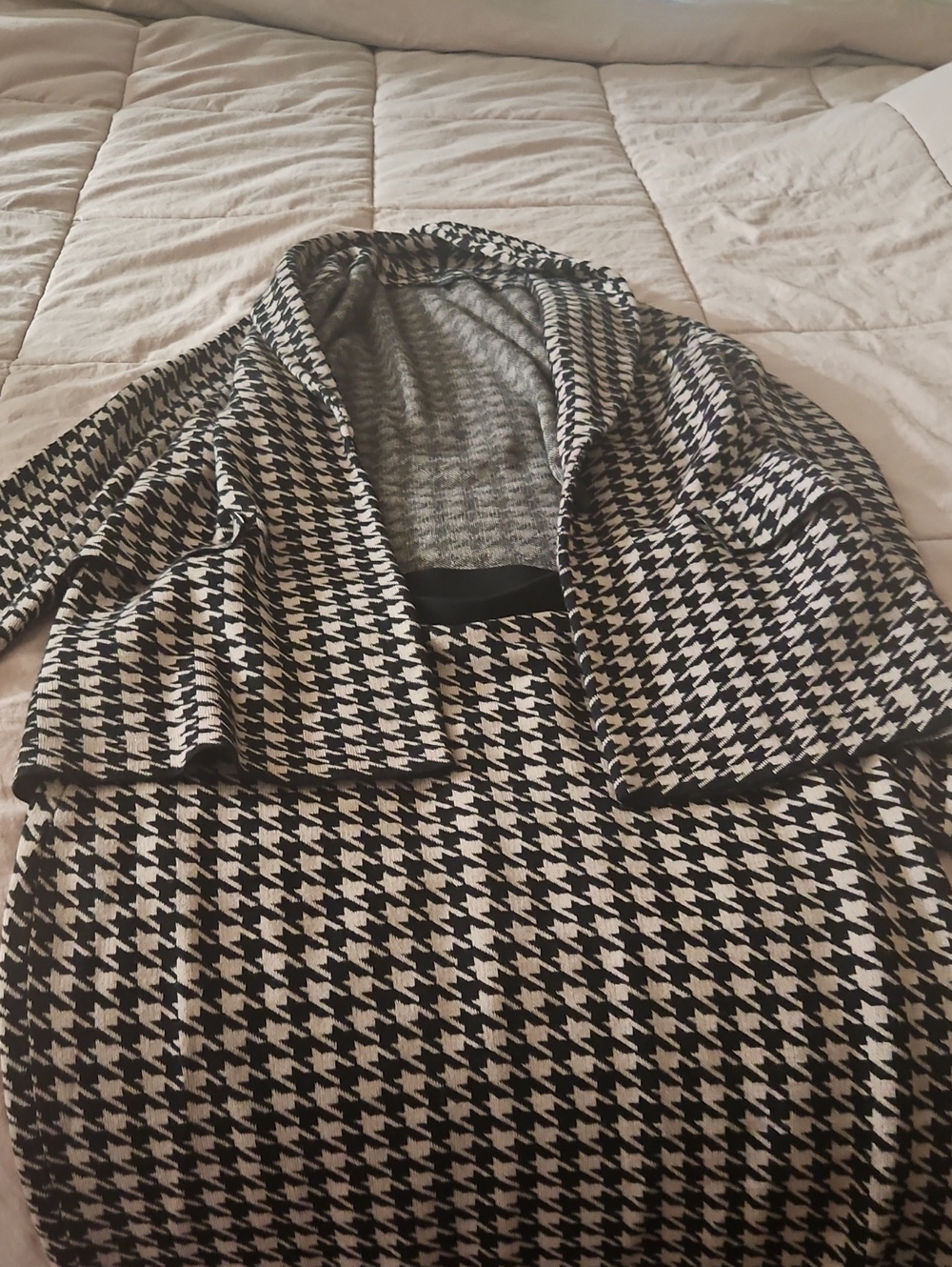 Adrianna Papell Black and White Houndstooth Skirt Set